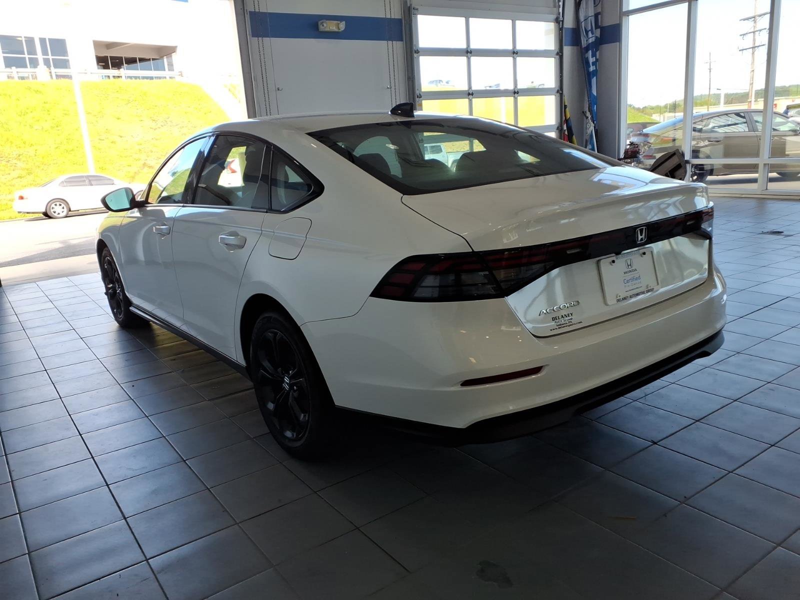 2025 Honda Accord SE - Photo 7