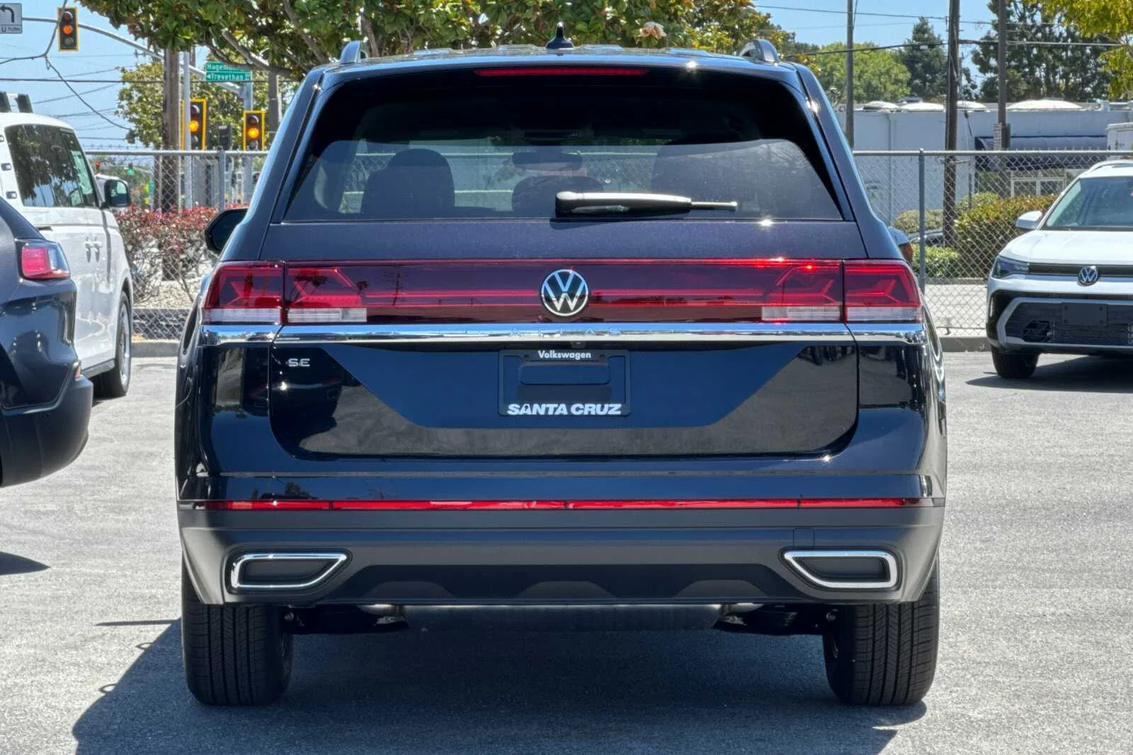 New 2026 Black Volkswagen 2.0T SE image 5