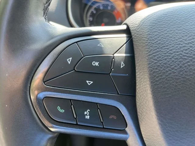 Used 2019 Diamond Black Jeep Trailhawk image 24