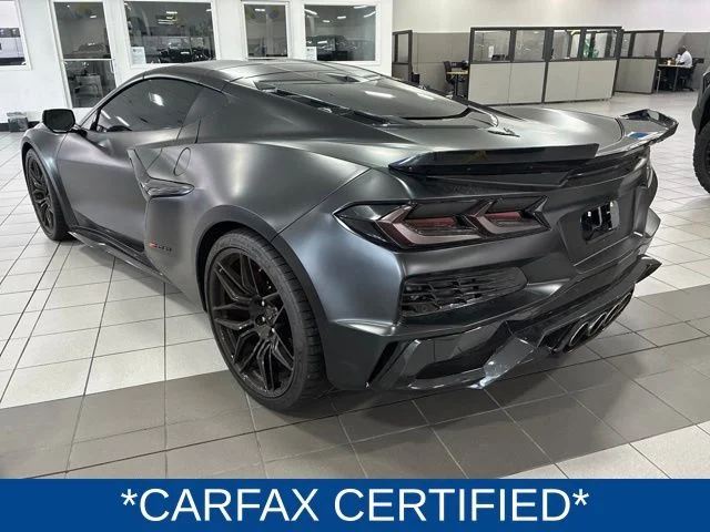 Used 2023 Black Chevrolet Z06 image 3