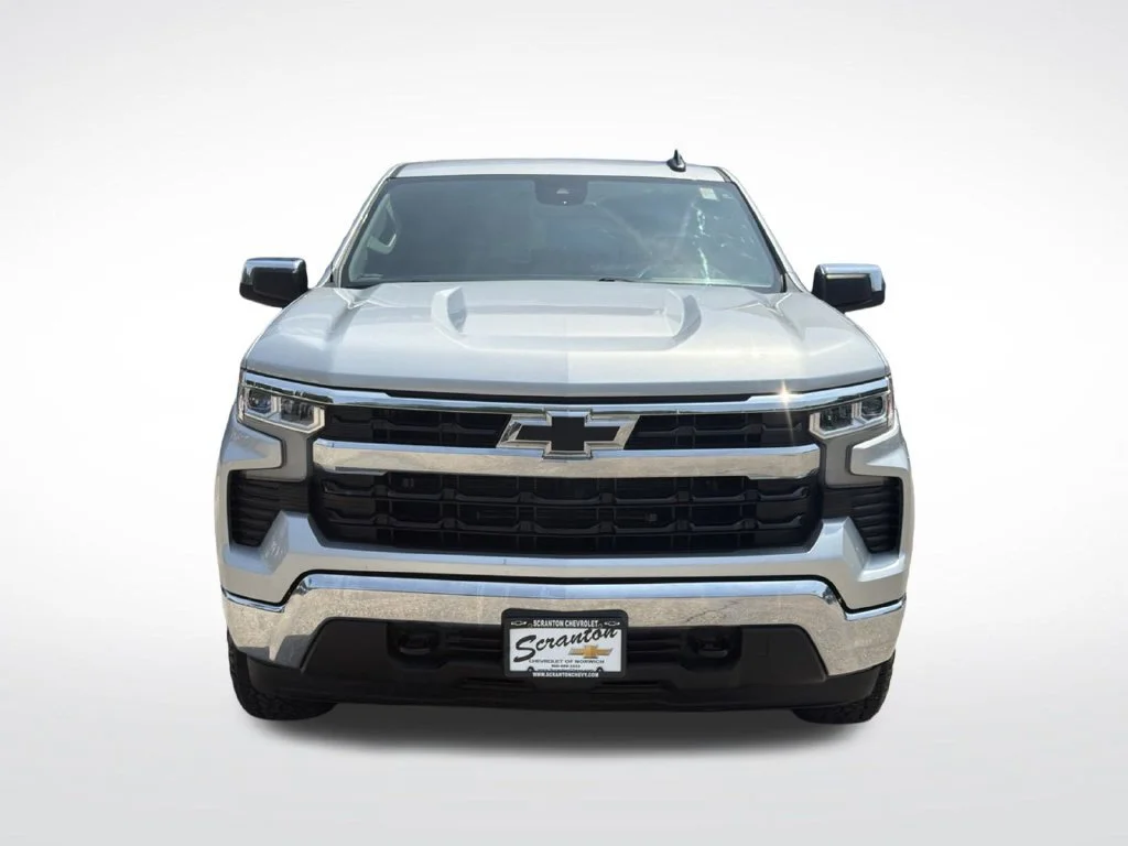 Certified Used 2022 Silver Ice Metallic Chevrolet LT (2FL) image 9