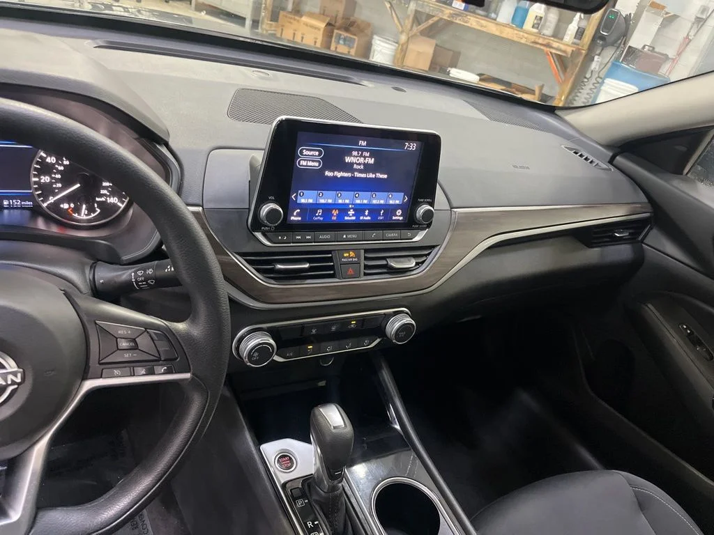 Used 2024 Gray Nissan 2.5 SV image 19