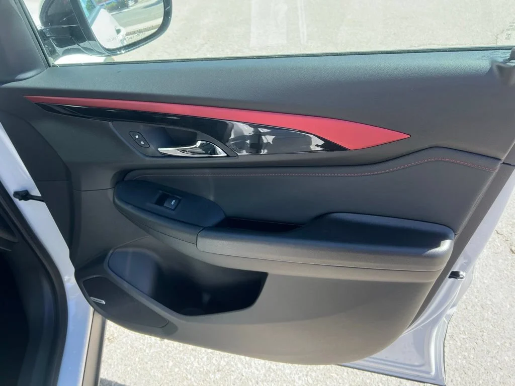 New 2026 Iridescent Pearl Tricoat Chevrolet RS image 25