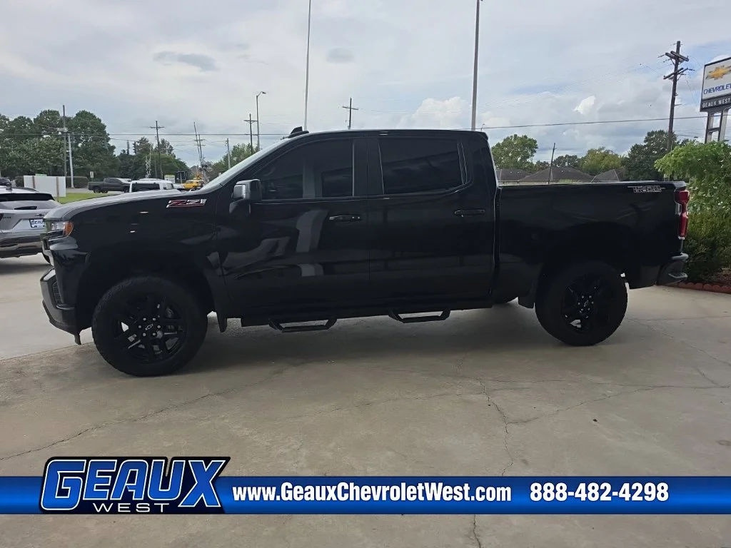 Used 2022 Black Chevrolet LT Trail Boss image 4