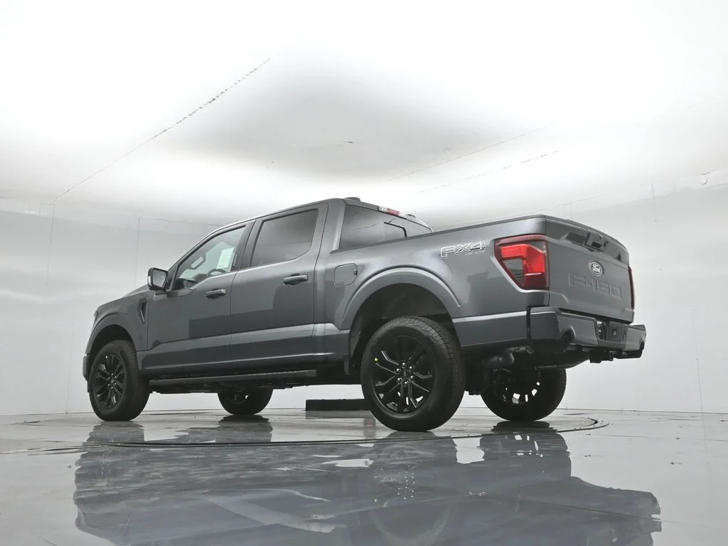 New 2026 Carbonized Gray Metallic Ford XLT image 51