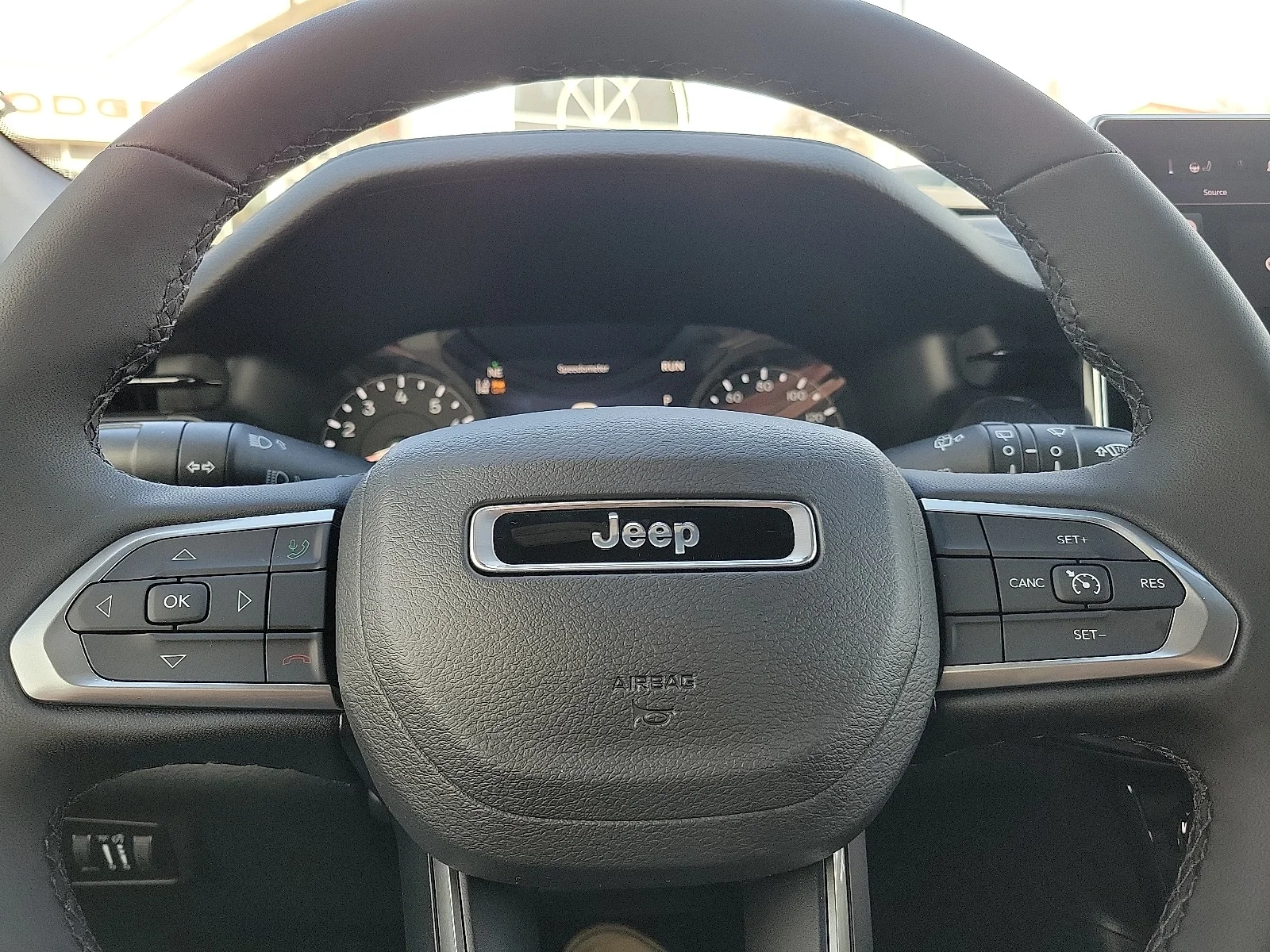New 2026 Silver Zynith Jeep LATITUDE ALTITUDE 4X4 image 17