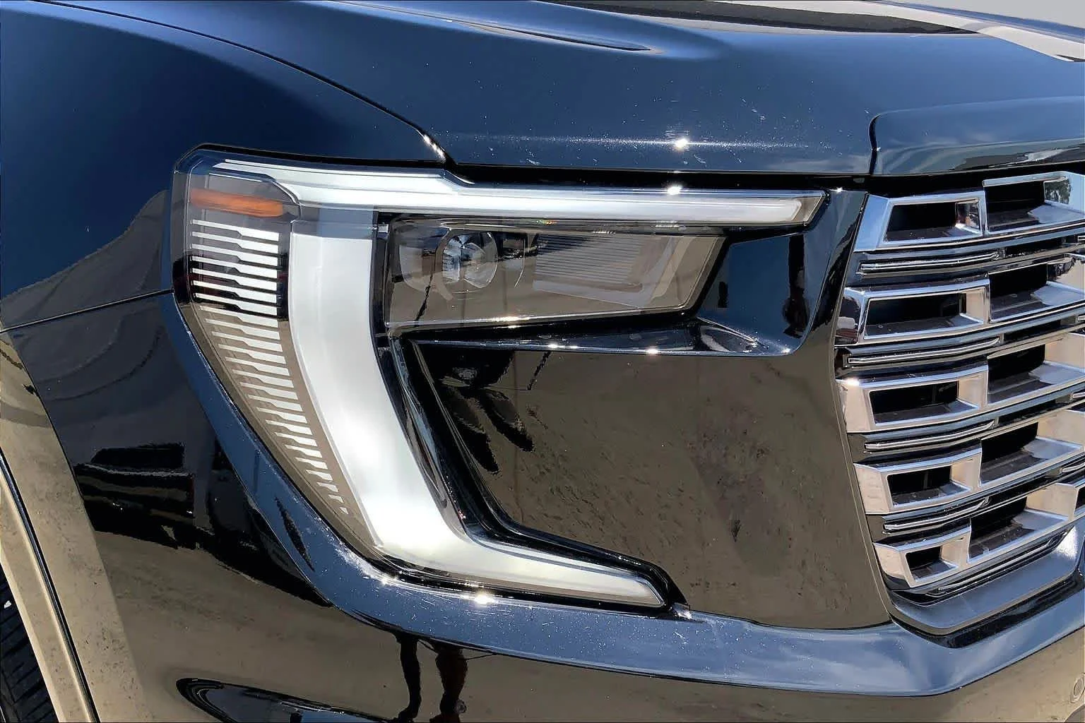 Used 2026 Ebony Twilight Metallic GMC FWD Denali Ultimate image 28