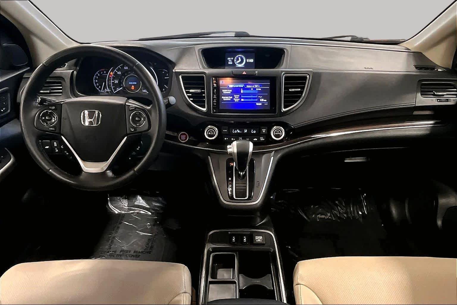Used 2016 Alabaster Silver Metallic Honda Touring image 15