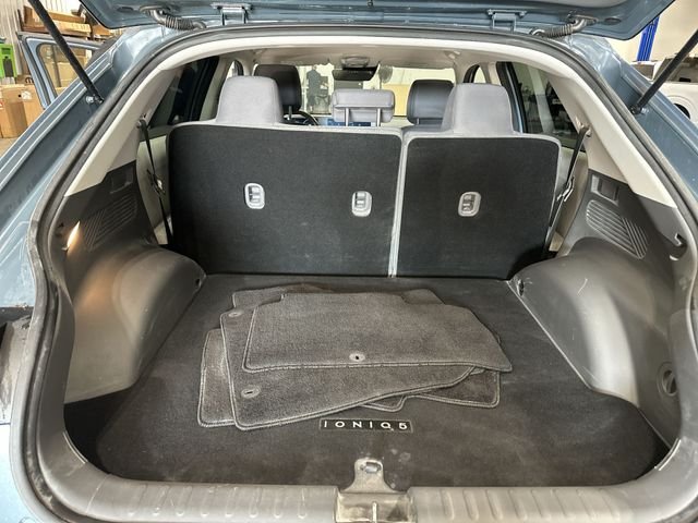 Certified Used 2023 Blue Hyundai SE image 26