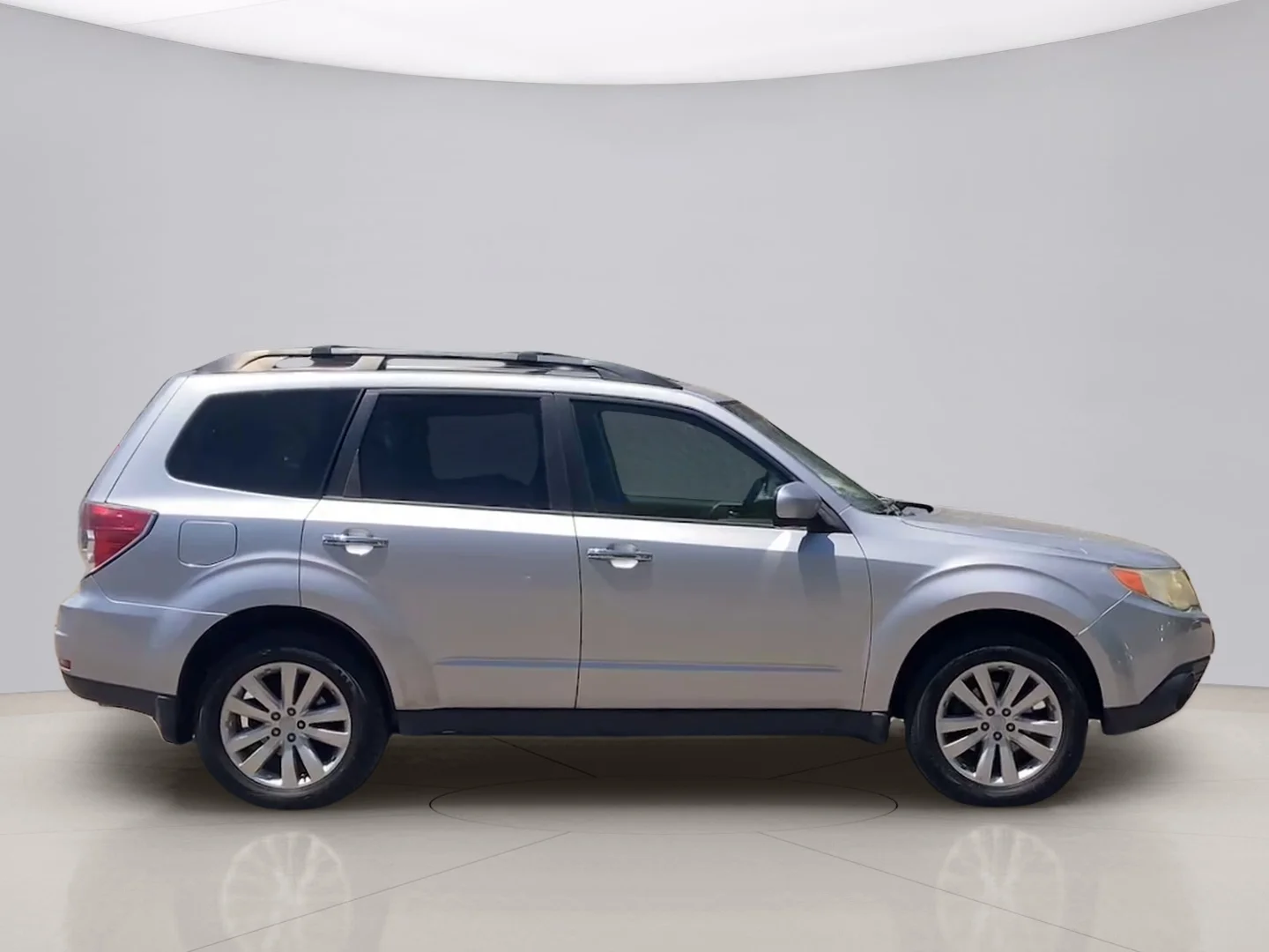 Used 2013 Silver Subaru 2.5X PREM image 6