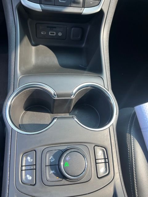 Used 2022 Quicksilver Metallic GMC SLT image 14