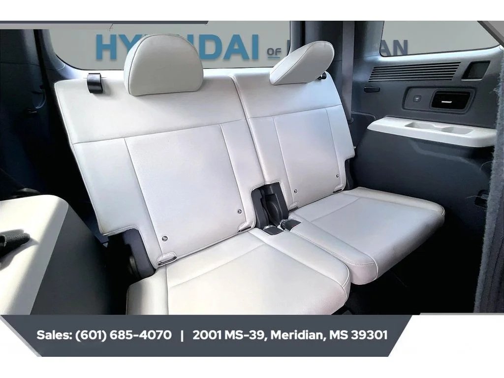 Used 2025 Terracotta Orange Hyundai Limited image 21
