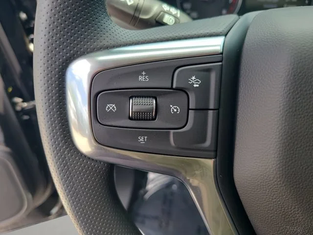 New 2026 Black Chevrolet 2LT image 28