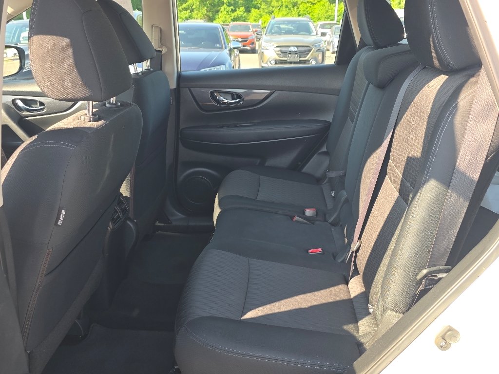 2017 Nissan Rogue S - Photo 21