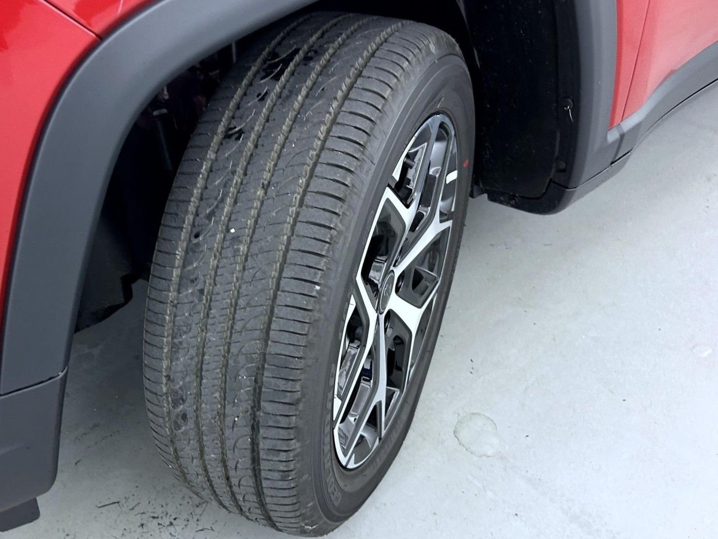 New 2026 Red Hot Pearl-Coat Exterior Paint Jeep Limited image 23
