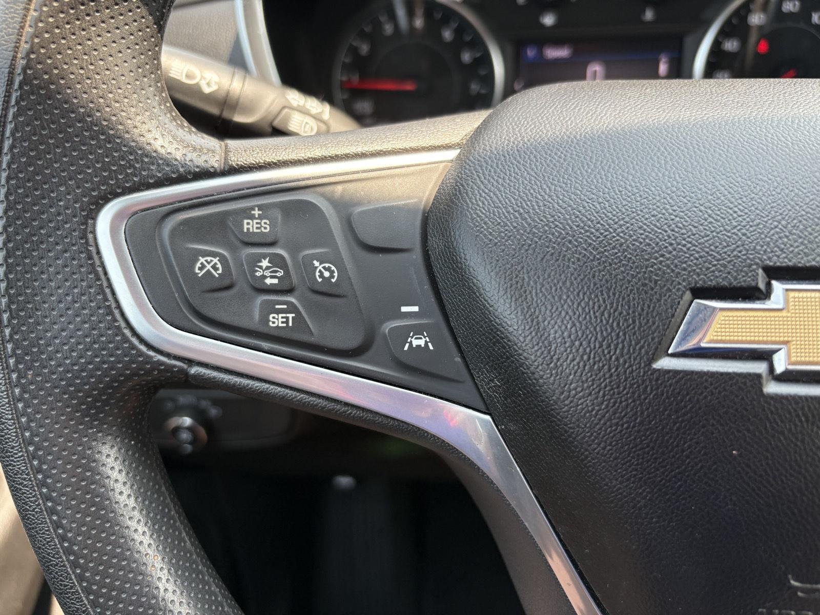 Used 2022 Iron Gray Metallic Chevrolet LT image 24