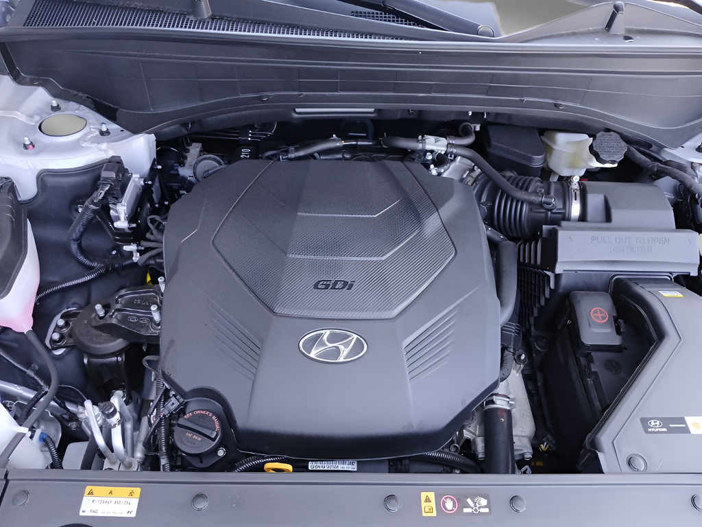 Used 2025 Silver Hyundai SEL image 29