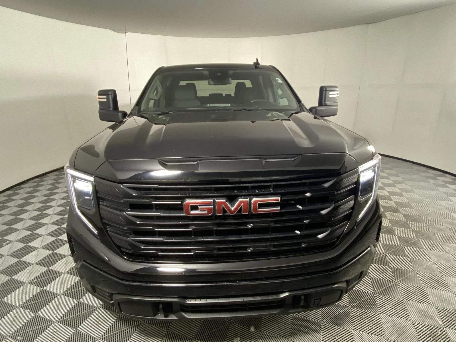 Used 2024 Onyx Black GMC Pro image 7