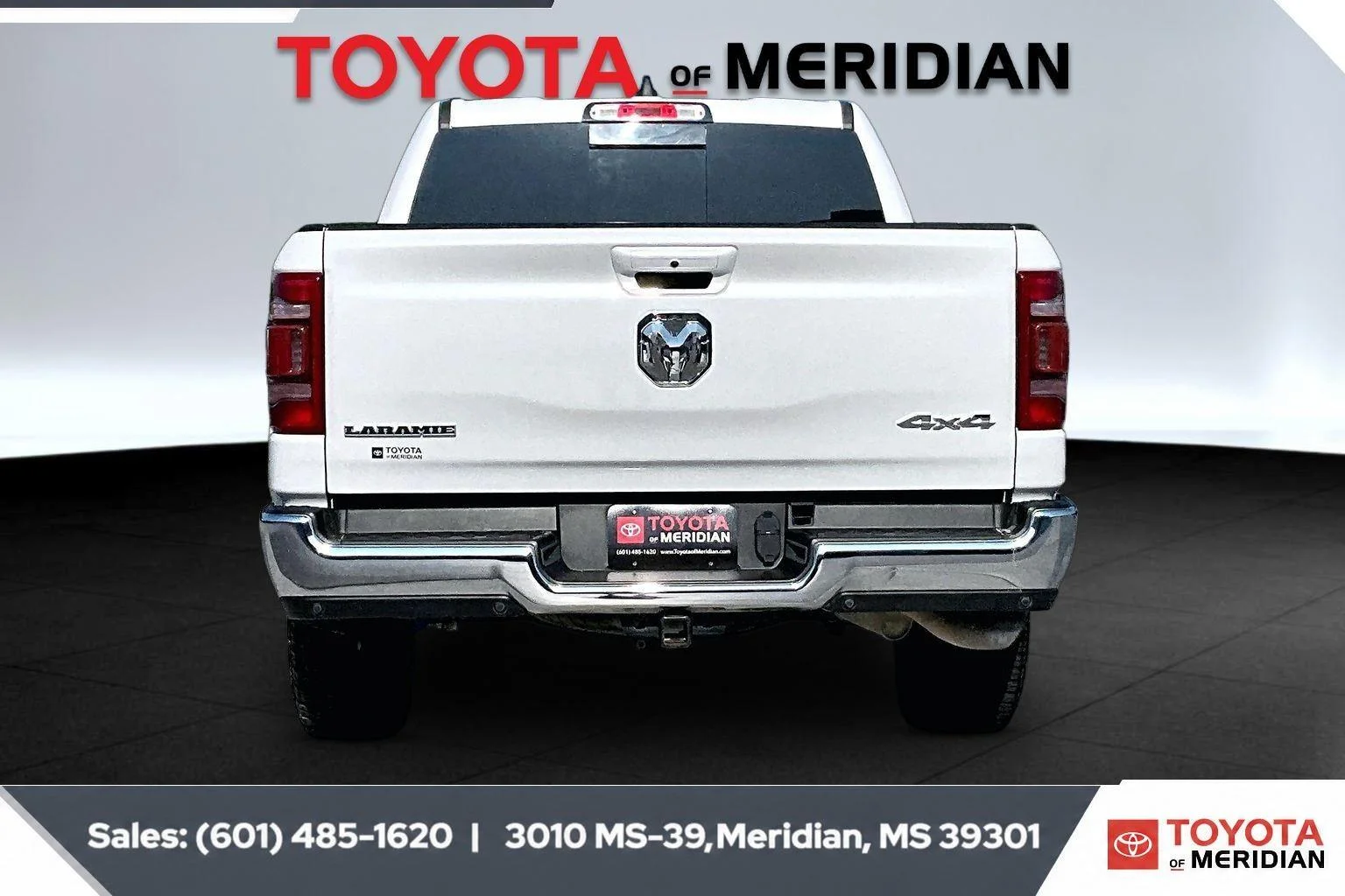 Used 2023 Ivory White Tri-Coat Pearlcoat Ram Laramie image 4