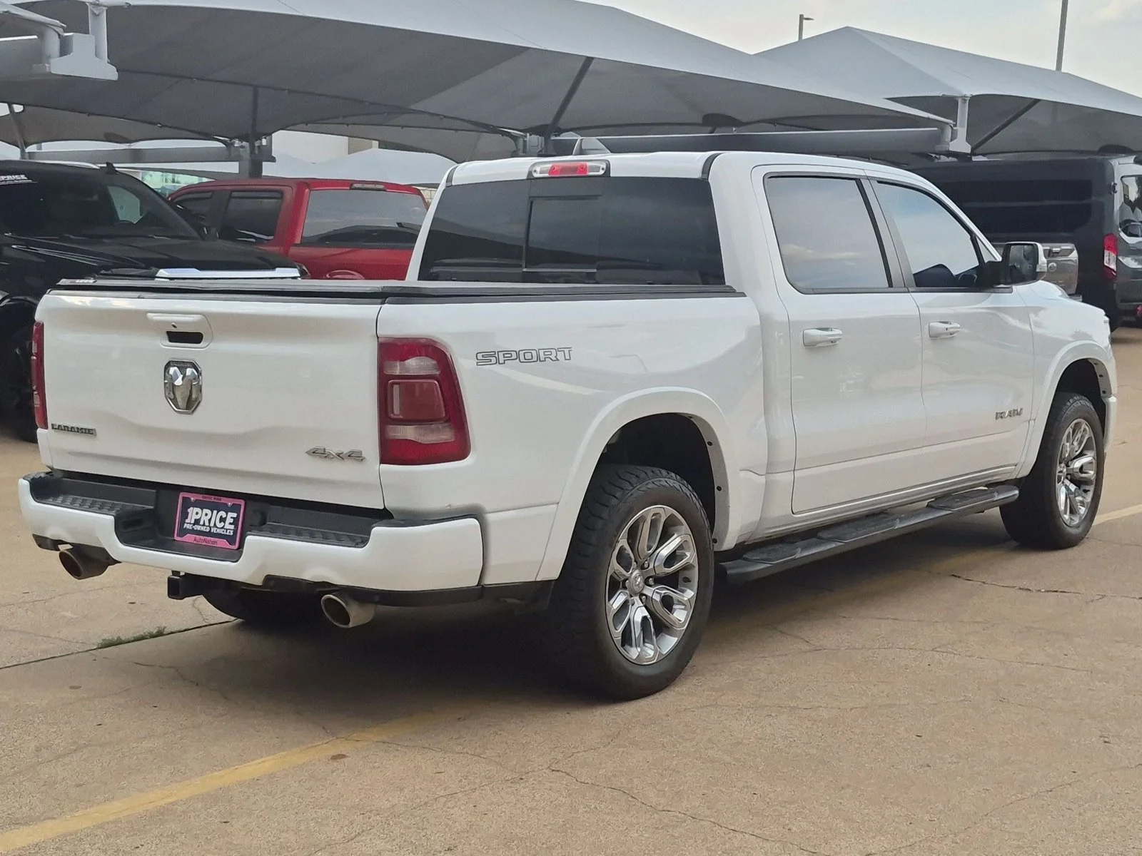 Used 2021 Bright White Clearcoat Ram Laramie image 5