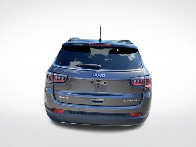 Used 2023 Gray Jeep Limited image 4