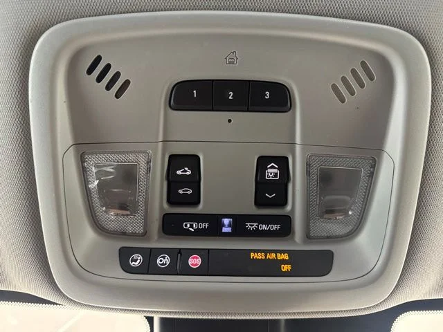 Used 2018 Blue Chevrolet Hybrid image 13