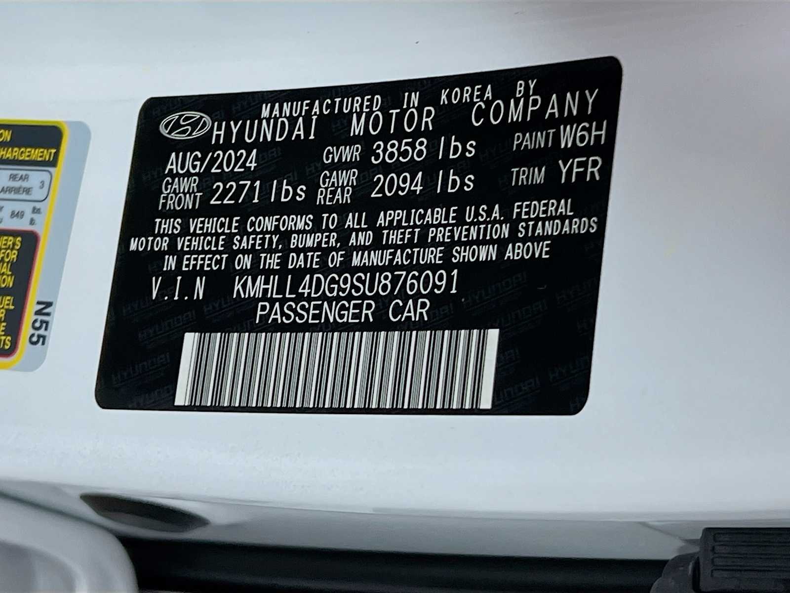 Used 2025 Serenity White Hyundai SE image 31