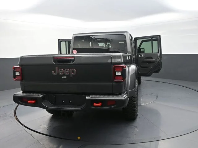 New 2026 Granite Crystal Metallic Clearcoat Jeep Shadow Ops image 35