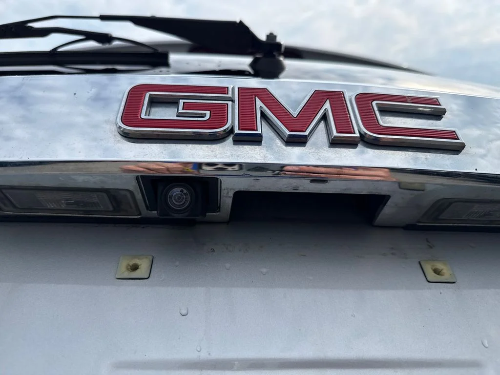 Used 2017 Silver GMC SLE-2 image 22