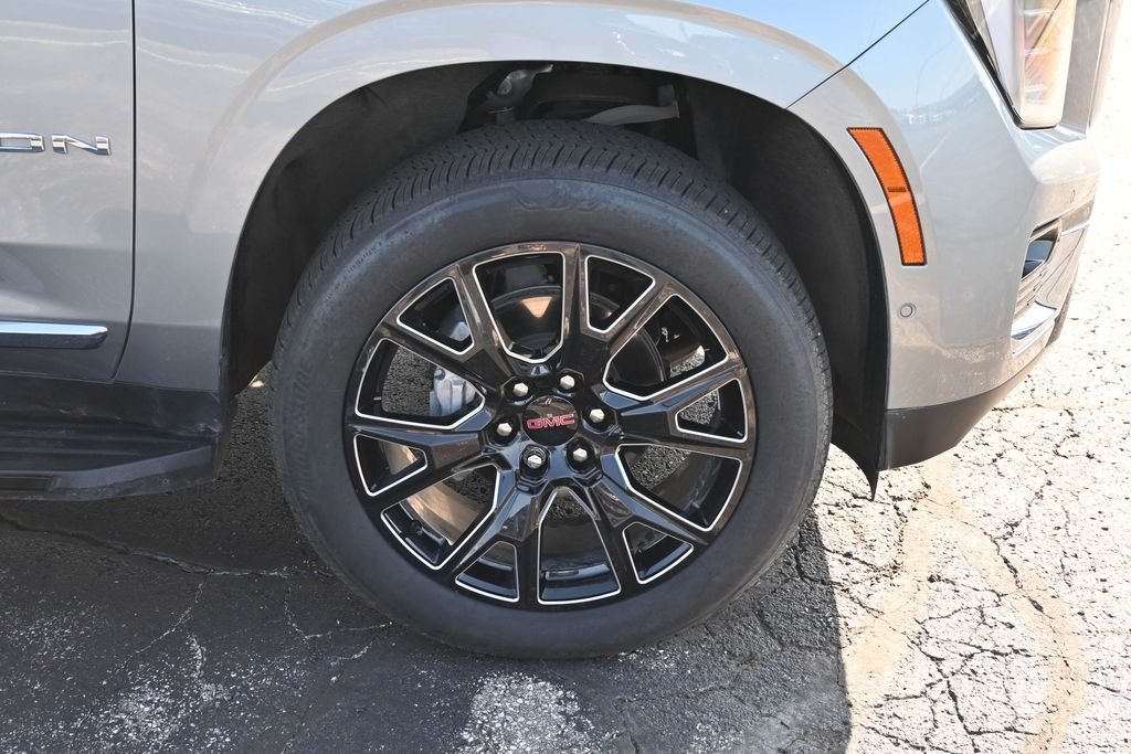 Used 2025 Sterling GMC Elevation image 18