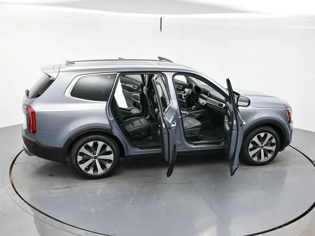 Used 2021 Everlasting Silve Kia EX image 46