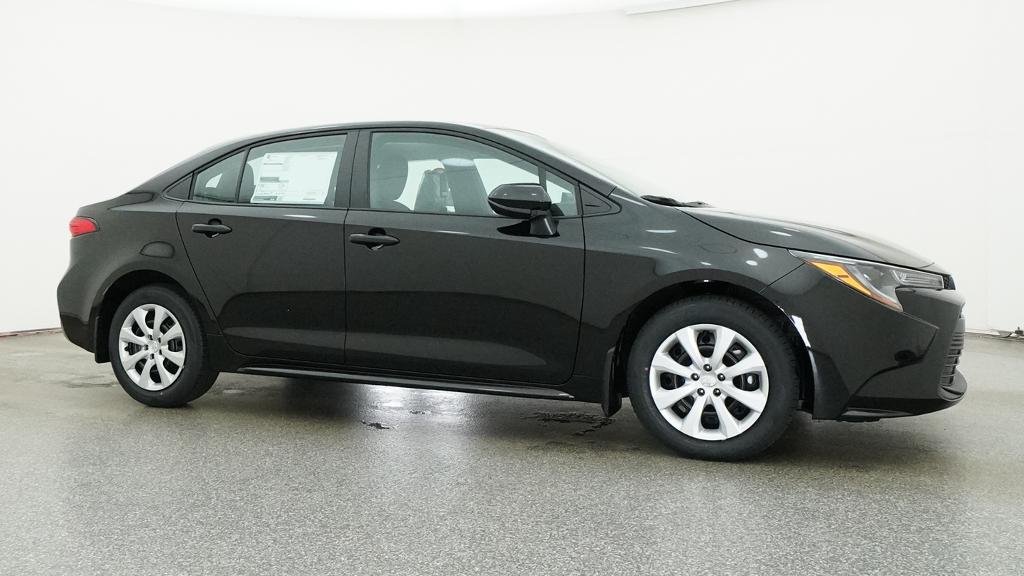 New 2027 Inked Toyota LE image 11