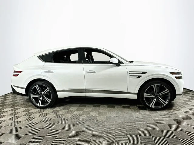 New 2026 White Genesis 3.5T e-SC image 3