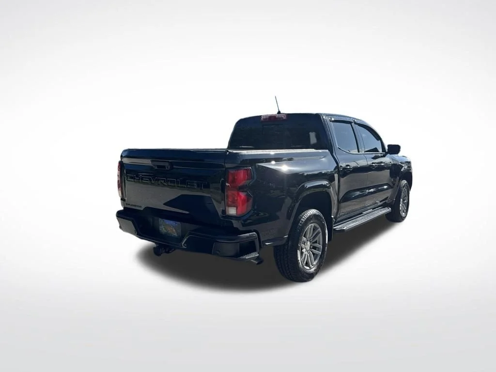 Used 2026 Black Chevrolet LT image 5