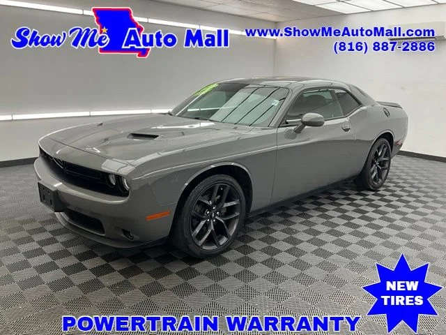 2019 Dodge Challenger SXT Auto's photo