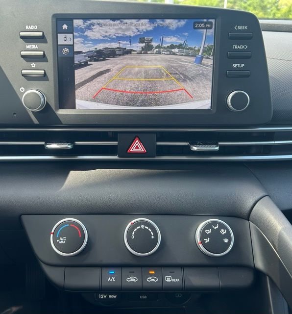 New 2026 White Hyundai SE image 15