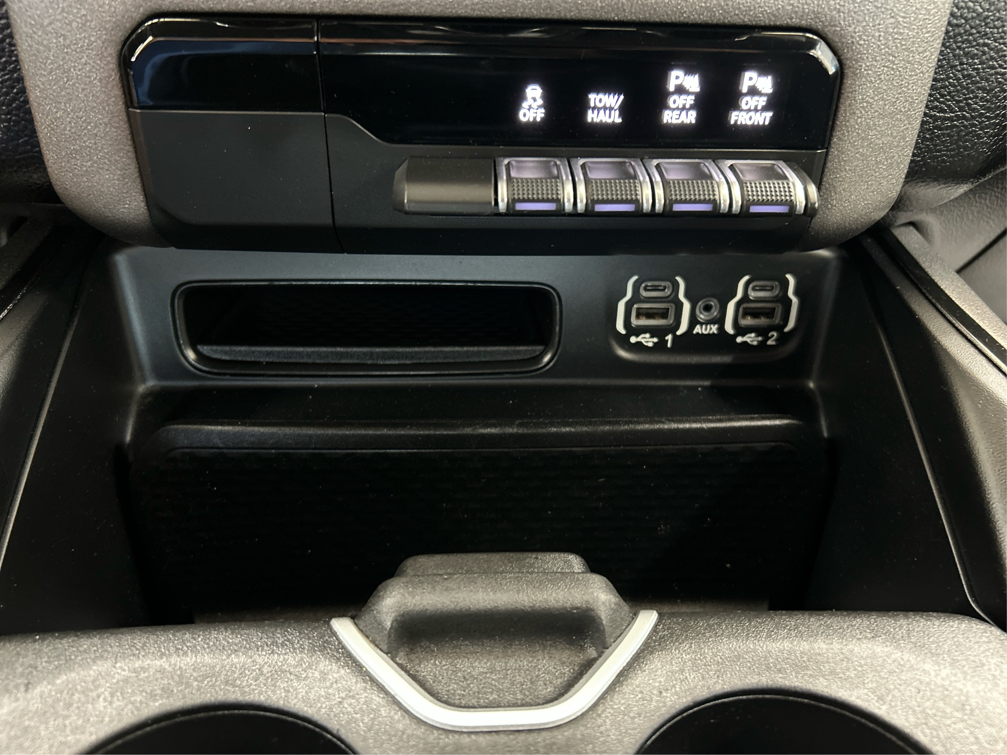 Used 2020 Blue Ram Big Horn/Lone Star image 33