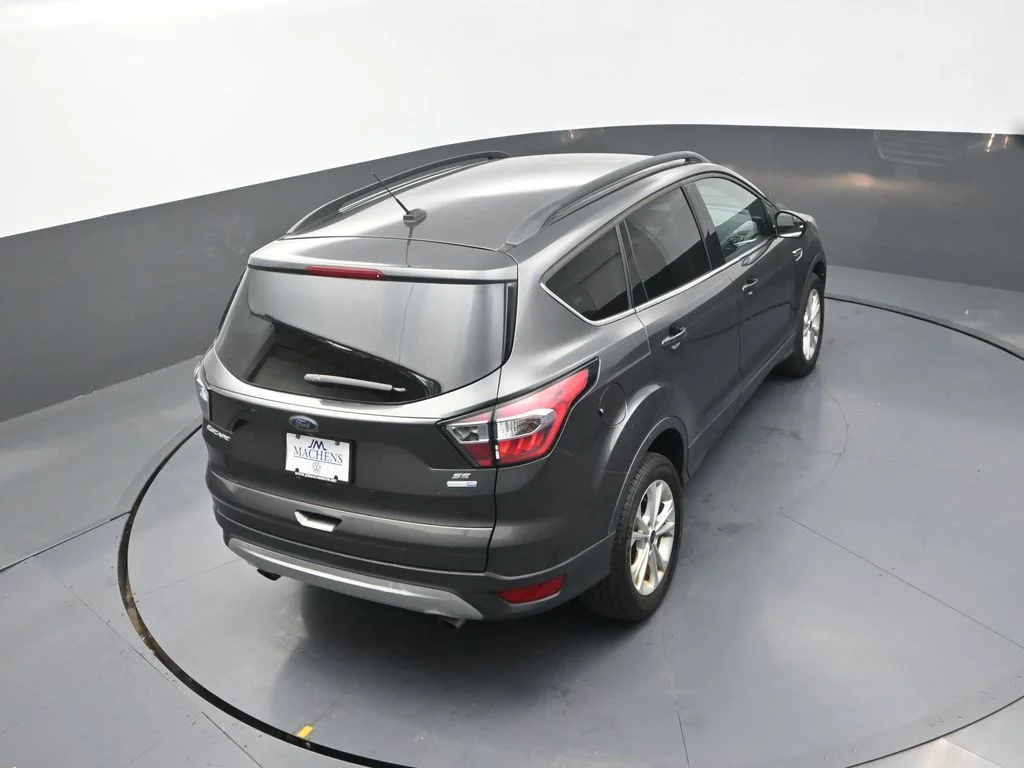 Used 2018 Gray Ford SE image 21