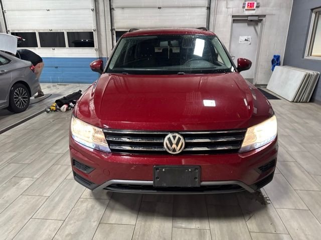 Used 2019 Cardinal Red Metallic Volkswagen 2.0T S image 8
