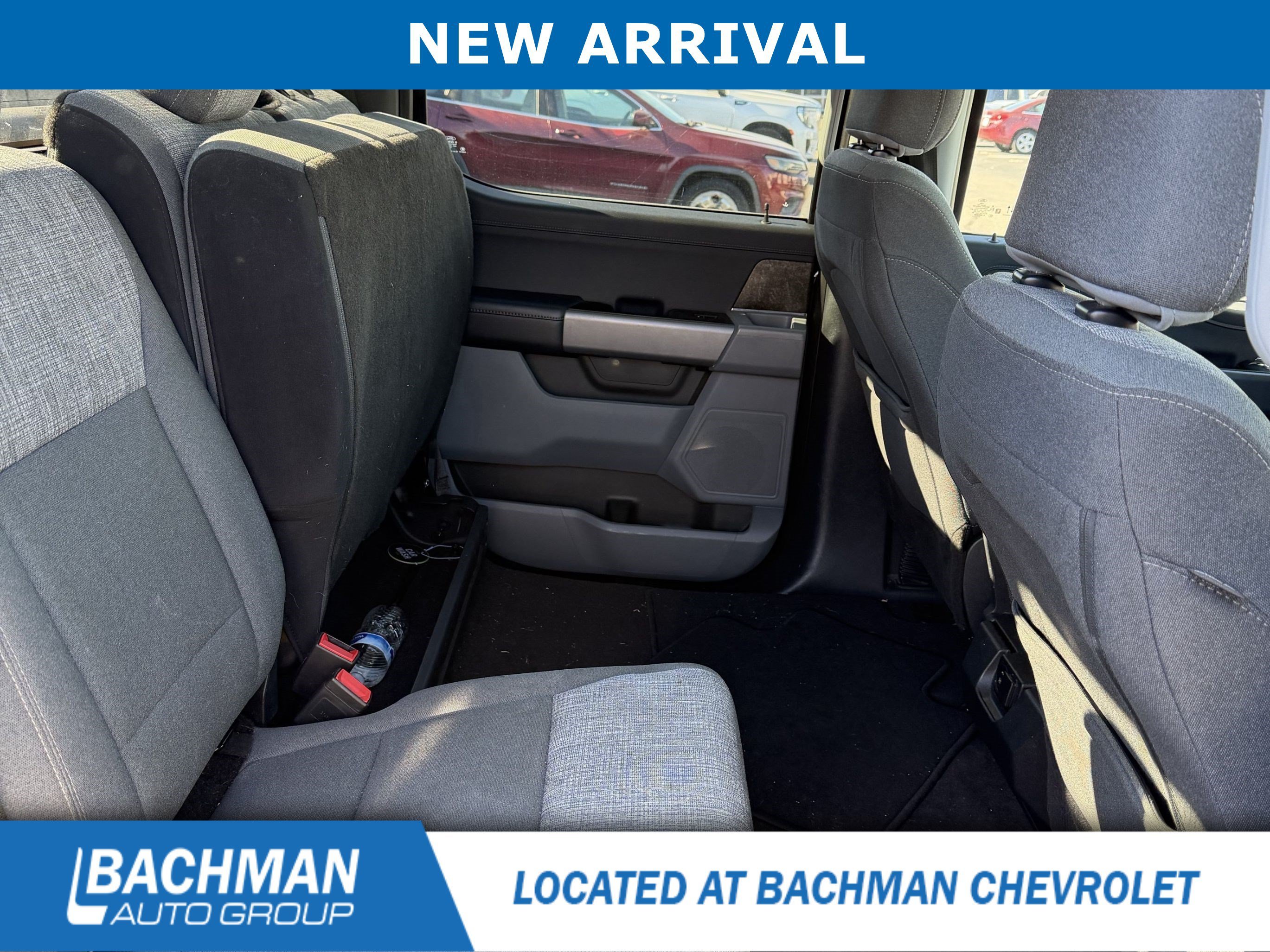 Used 2021 Agate Black Metallic Ford XLT image 8