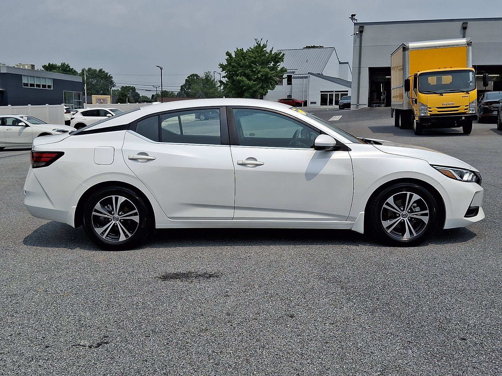 Used 2020 Aspen White Tricoat Nissan SV image 8