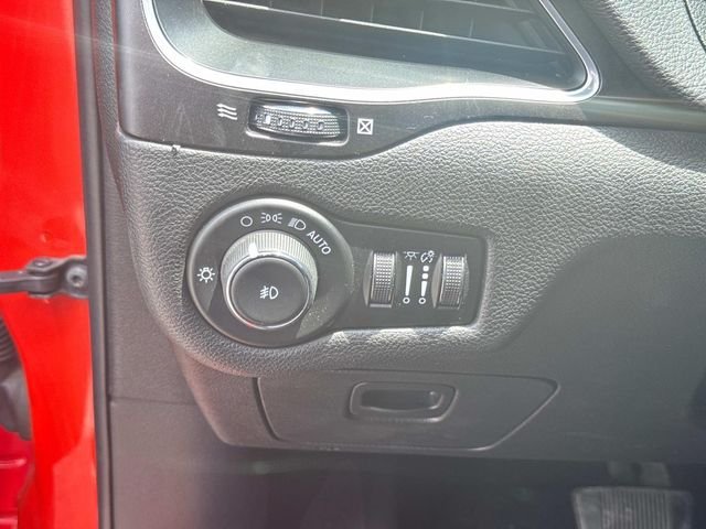 Used 2021 Orange Jeep Trailhawk image 28