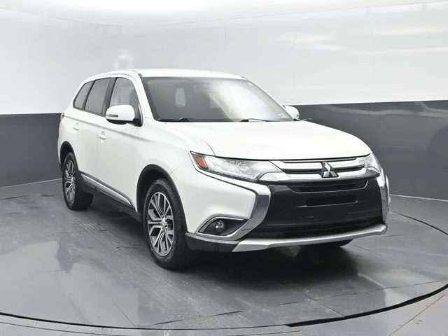 Certified 2018 Mitsubishi Outlander SE with VIN JA4AZ3A30JZ016453 for sale in White Hall, WV
