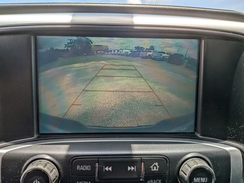 Used 2018 Black GMC SLT image 17