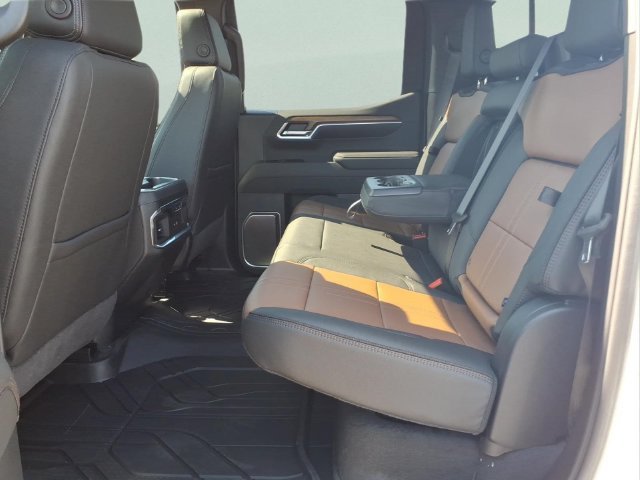 New 2026 Polar White Tricoat Chevrolet High Country image 19