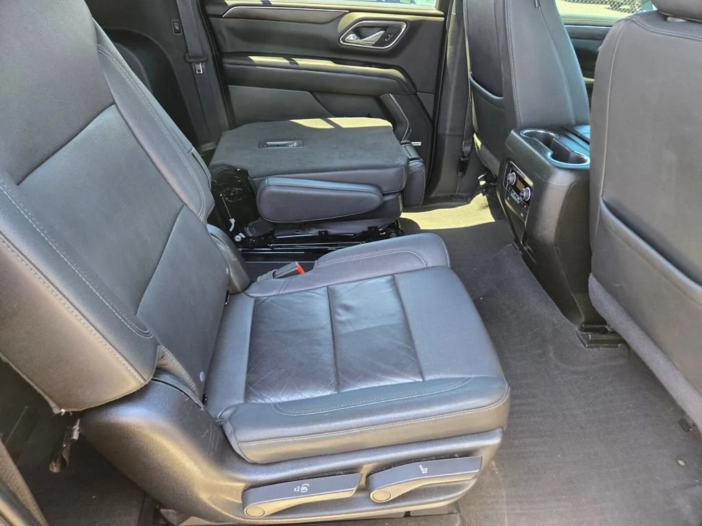 Used 2024 Dark Ash Metallic Chevrolet Z71 image 4