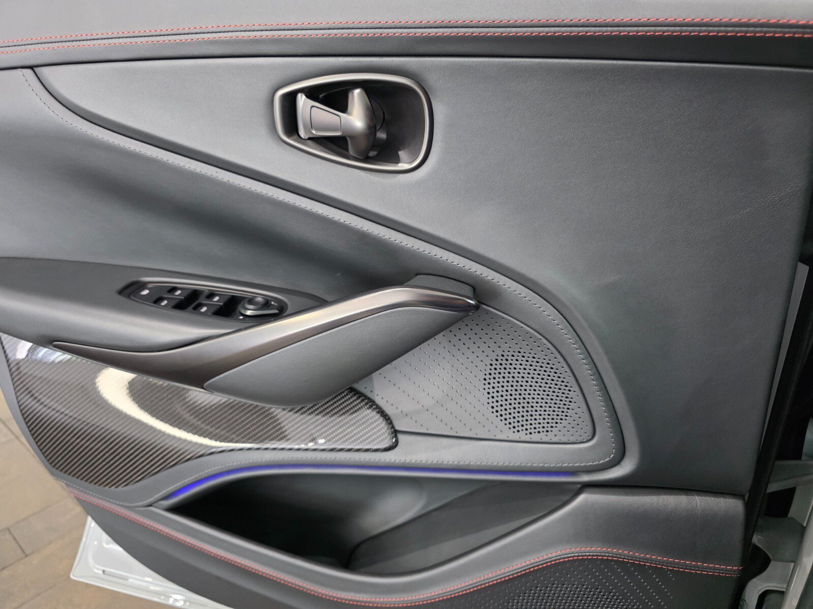 Used 2024 Apex Grey Aston Martin 707 image 18