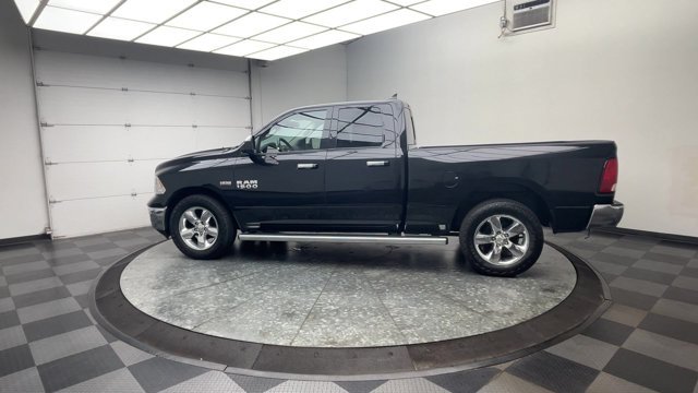 Used 2016 Brilliant Black Crystal Pearlcoat Ram Big Horn image 37