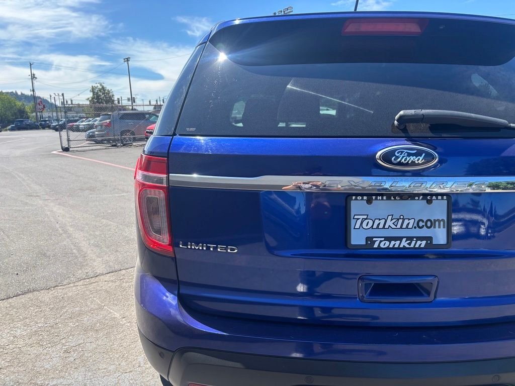 Used 2014 Blue Metallic Ford Limited image 8