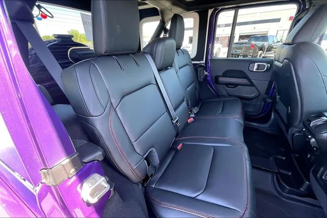 New 2026 Reign Jeep Rubicon image 27